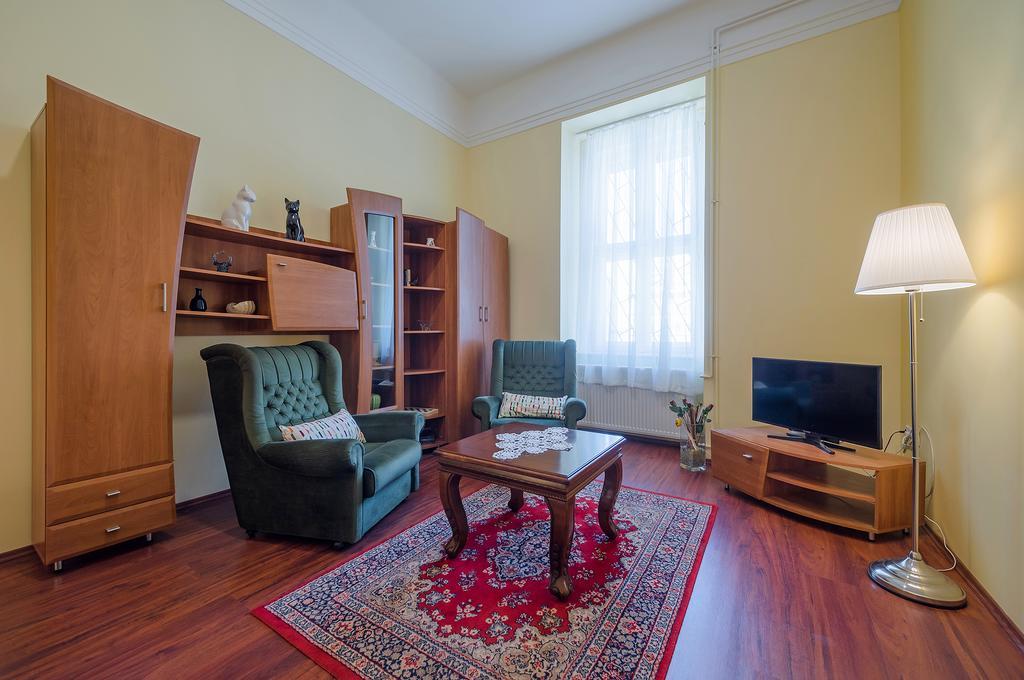 Stupendous Apartment Budapest Bagian luar foto